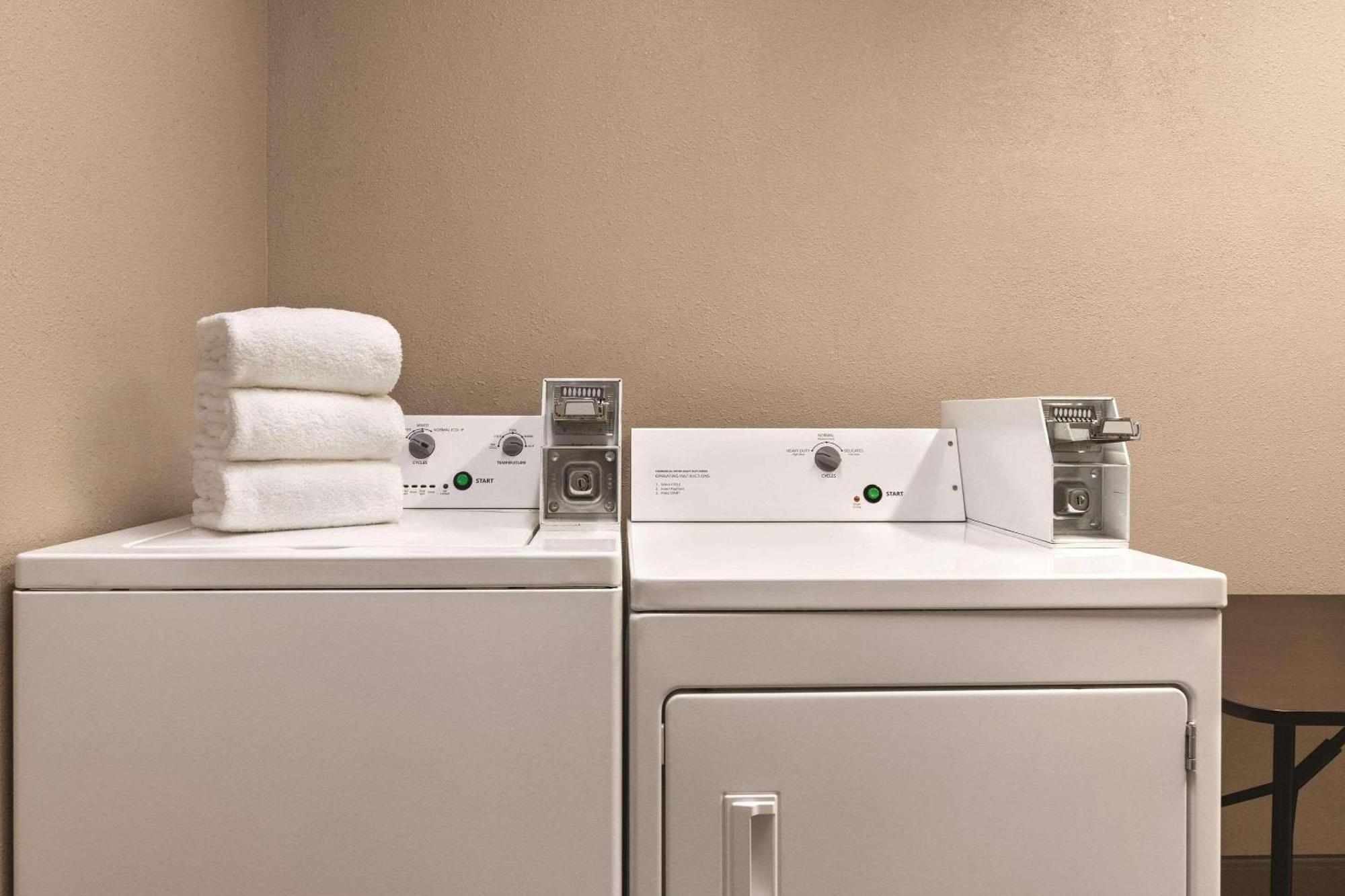 Country Inn & Suites By Radisson, Griffin, Ga Экстерьер фото
